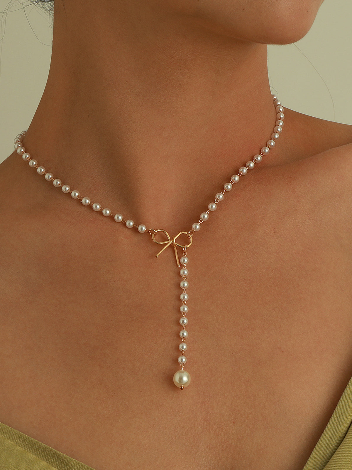 Grace Knot Pearl Necklace