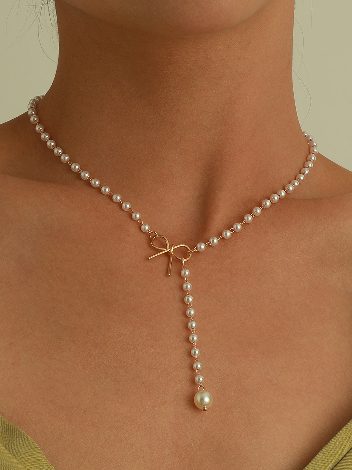 Grace Knot Pearl Necklace
