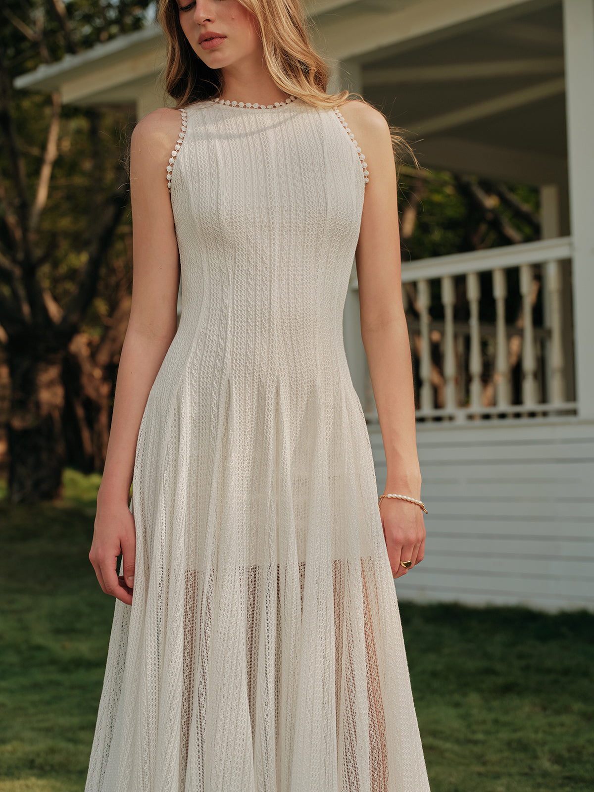 Ivy | Lace Veil Sleeveless Dress