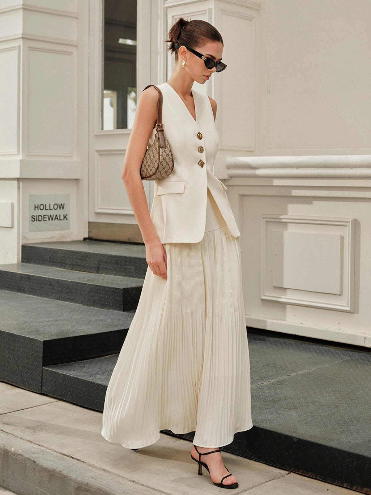 Ela | Mid-Rise Pleated Skirt