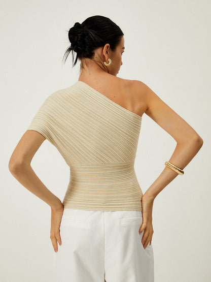 Sola | One-Shoulder Twist Knit Top