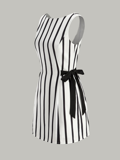 Orlina | Dual-Sided Bow Zipper Dress